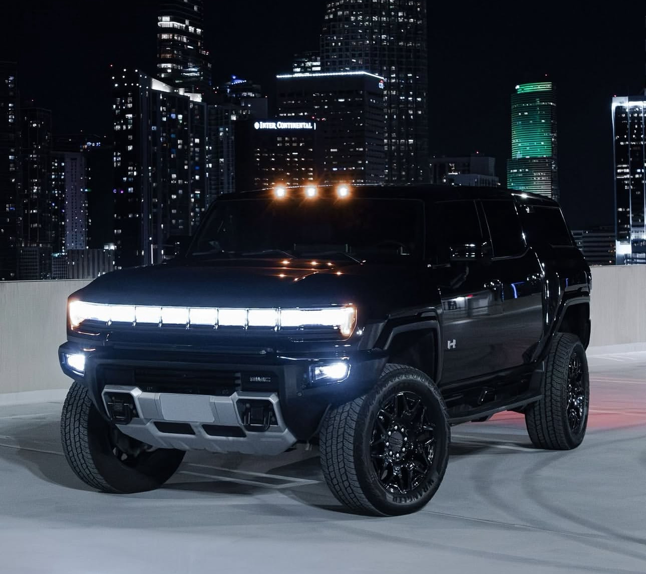 Black Hummer EV view 1